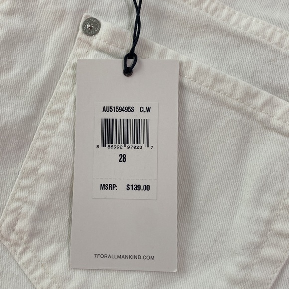 White denim shorts - Picture 3 of 4